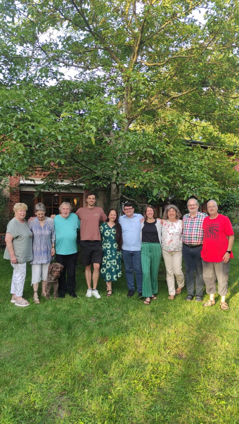 Grüner Ortsverband Schaalsee/Elbe feiert 1. Sommerfest – Politik und Freundschaft verbinden
